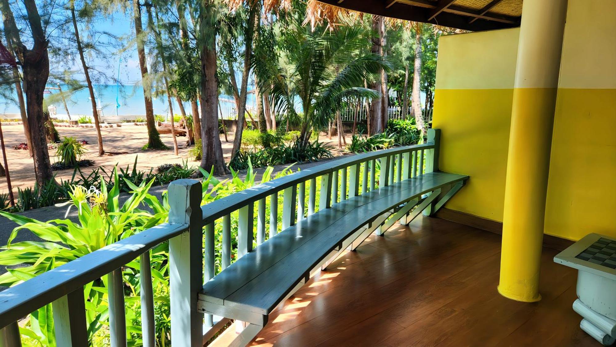 Nataya Round House Coral Bay Resort Kampot Exterior photo