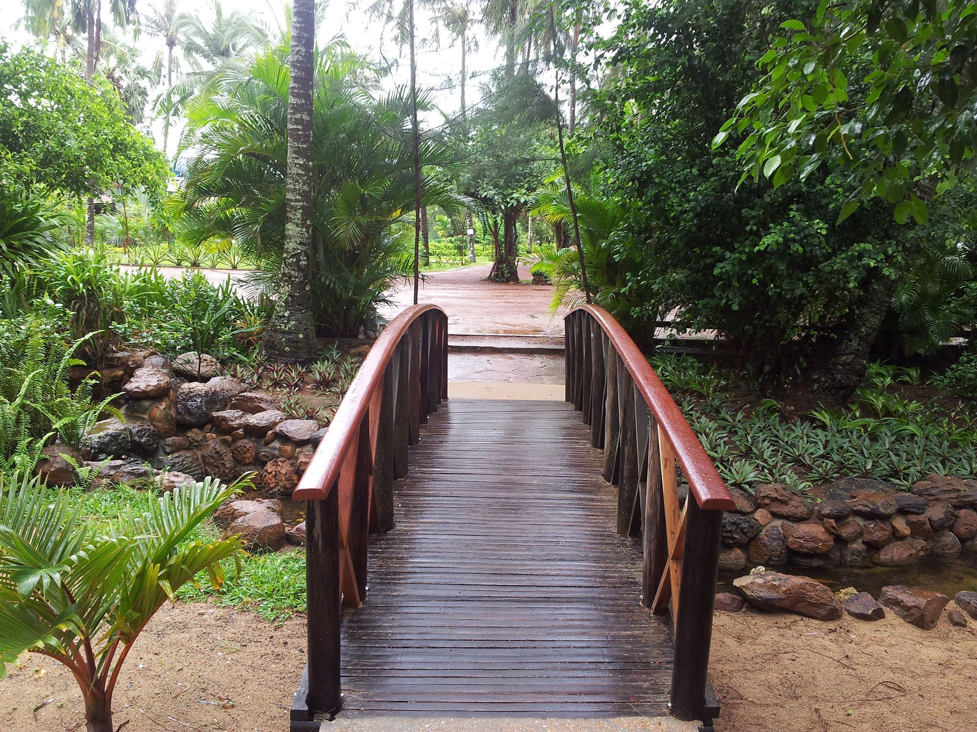Nataya Round House Coral Bay Resort Kampot Exterior photo