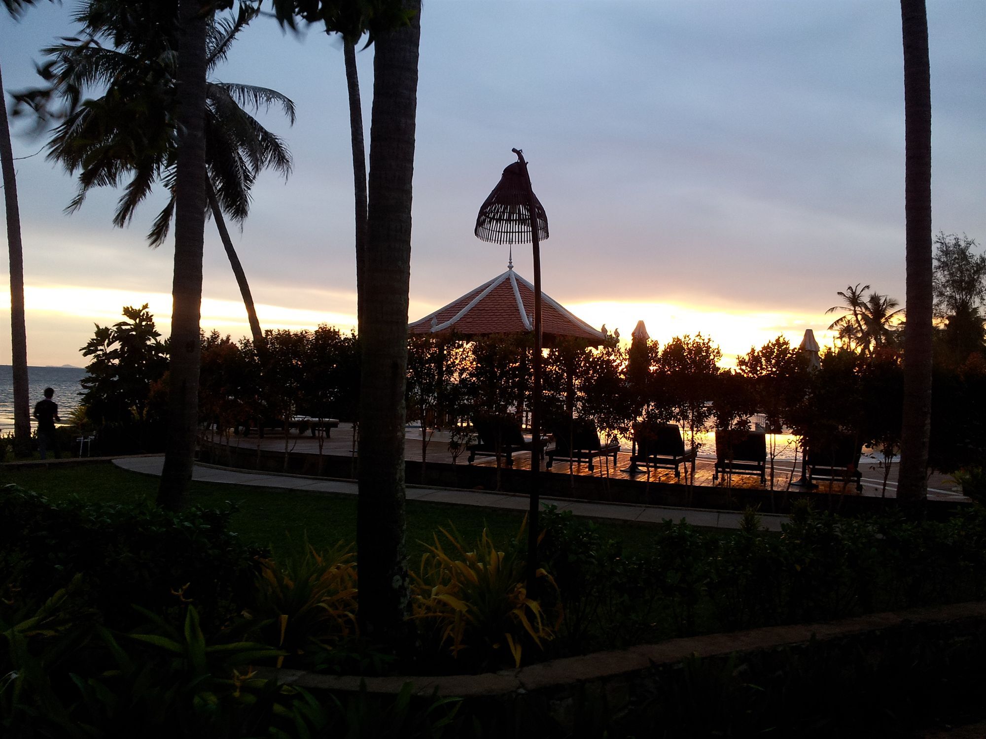 Nataya Round House Coral Bay Resort Kampot Exterior photo