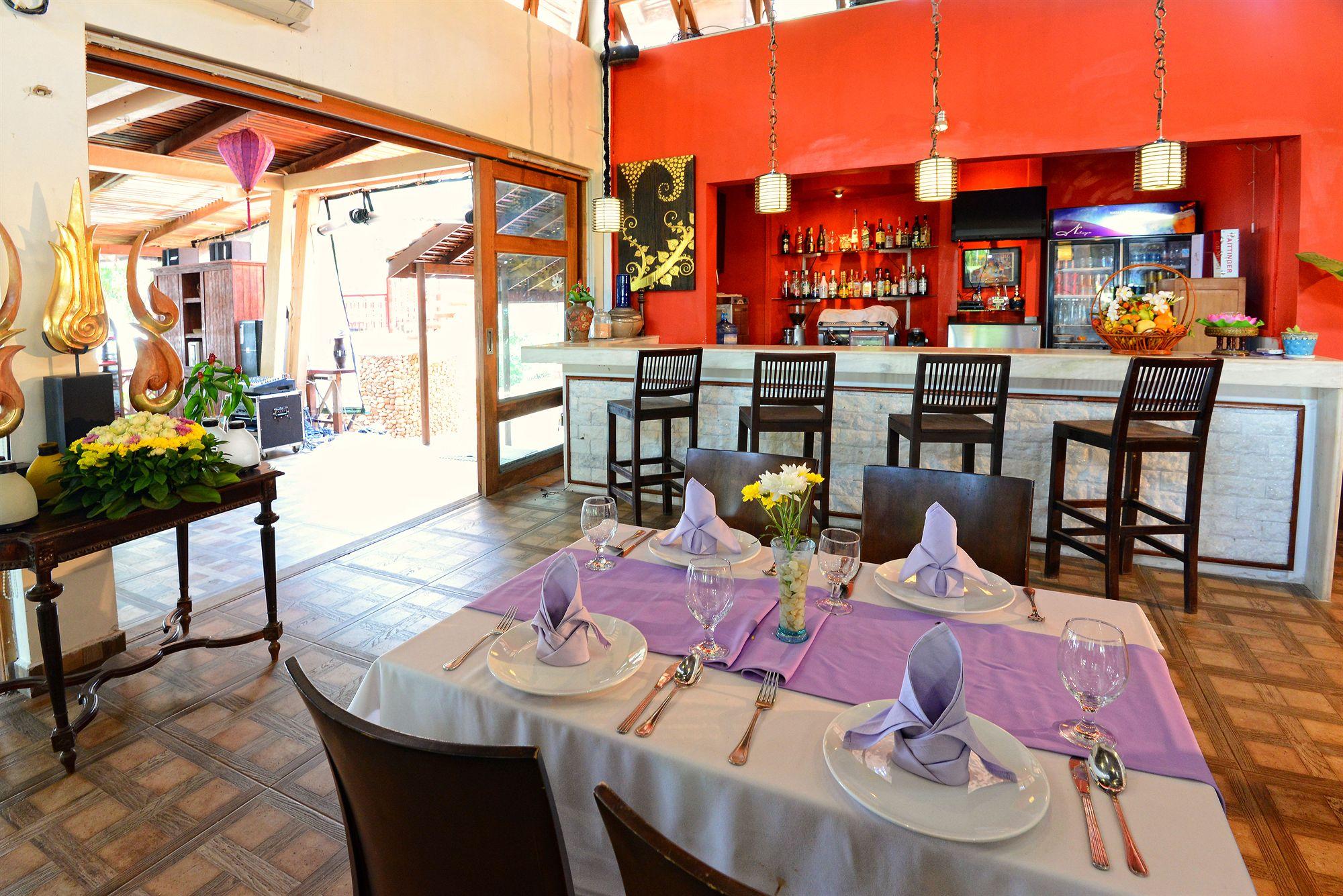 Nataya Round House Coral Bay Resort Kampot Exterior photo